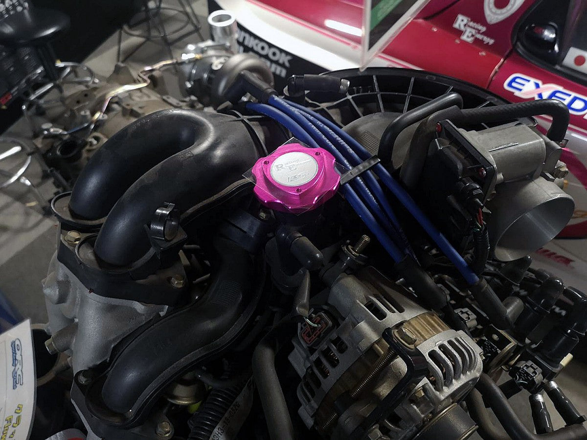 R Magic Mazda RX-7 / RX-8 Oil Filler Cap (FC3S, FD3S, Early SE3P)