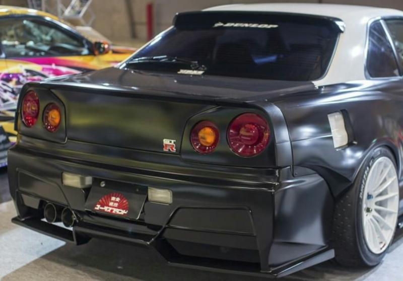 URAS Nissan Skyline R34 (ER34) 3-Piece Split Wing (2 Door)