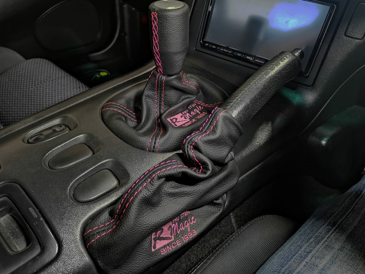 R Magic Mazda RX-7 (FD3S) Leather Shift Boot and Parking Brake Boot with Logo Embroidery