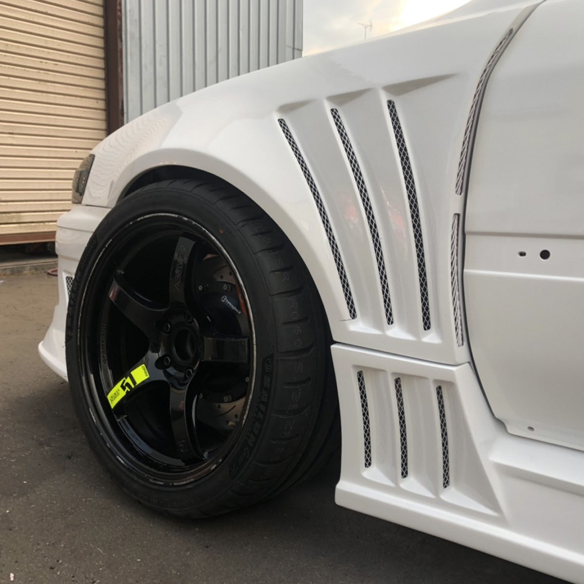 D-Max Toyota Chaser (JZX100) Racing Spec Front Fenders (70mm)