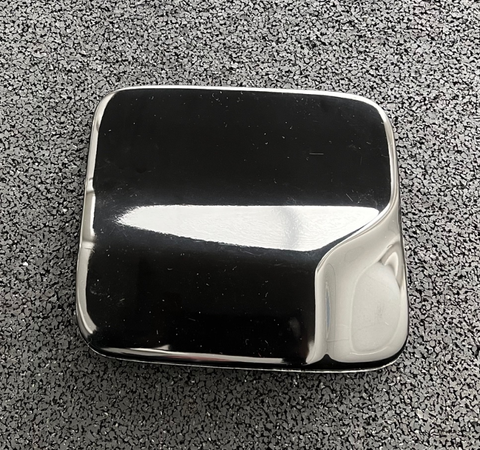 URAS Nissan Skyline R34 (ER34) Type R Fuel Lid