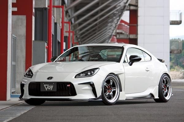 Garage Vary Toyota GR86 / Subaru BRZ (ZN8 / ZD8) Front Fenders