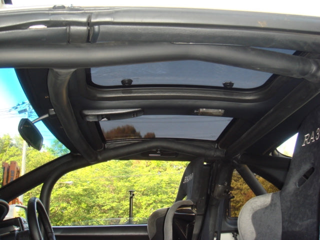 Saito Roll Cage Nissan Fairlady Z (300ZX / Z32) 2by2 T-Bar Roll Cage