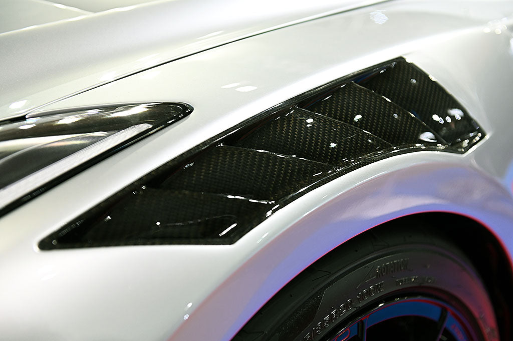 Top Secret R35 GT Front Wide Fenders