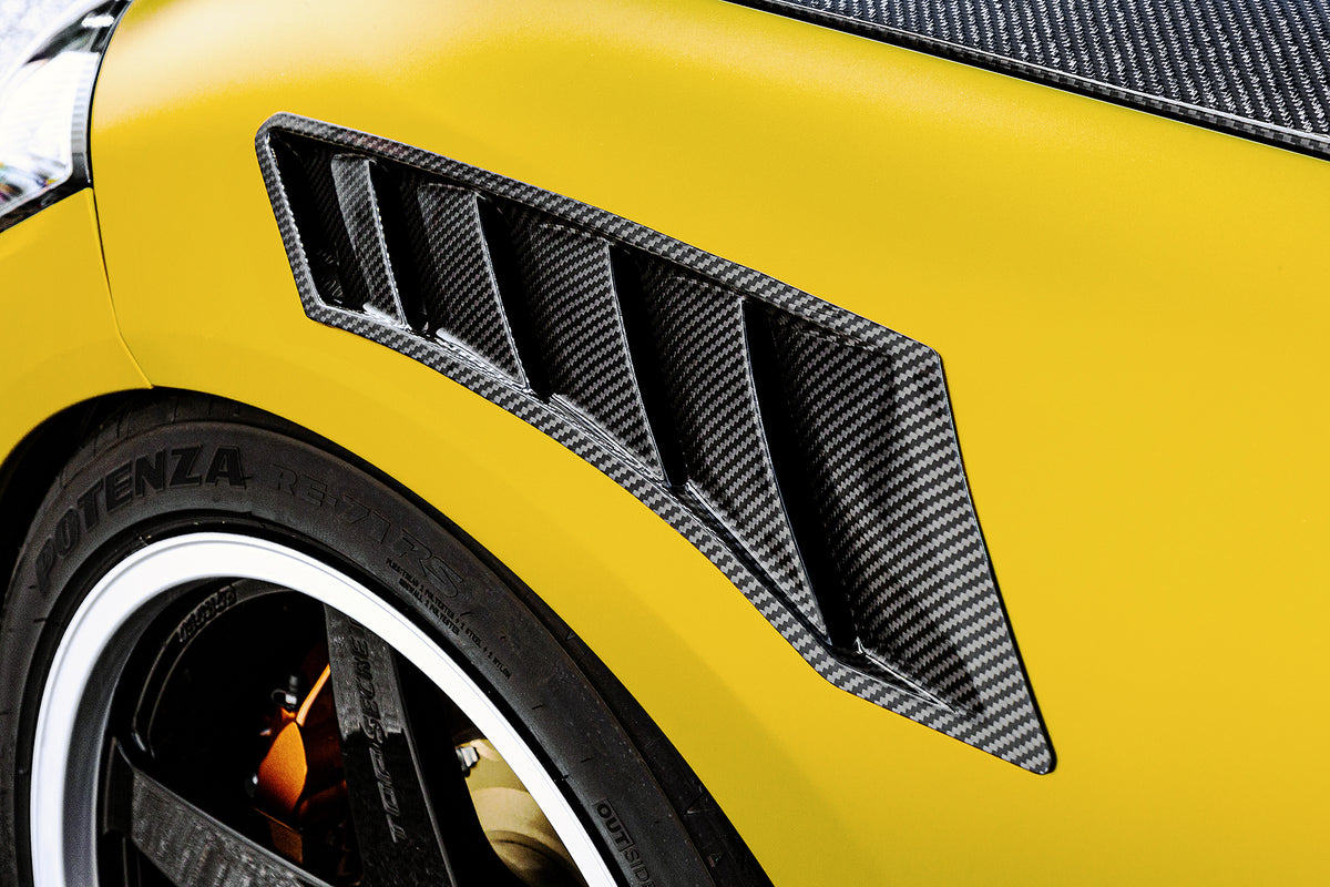 Top Secret RZ34 Dry Carbon Front Fender Ducts