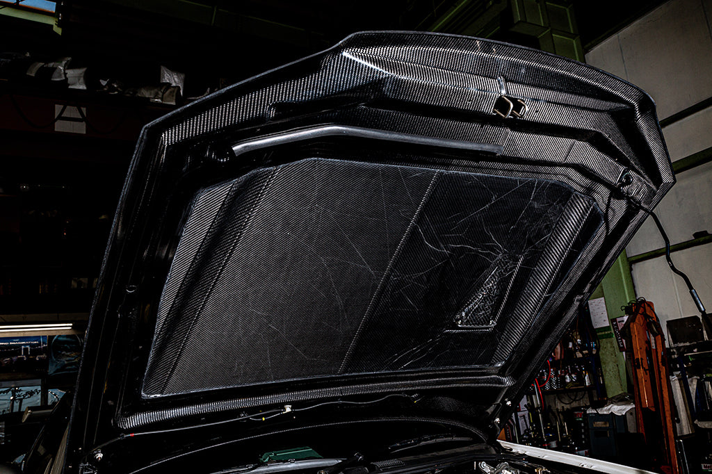 Top Secret BNR34 Dry Carbon Bonnet