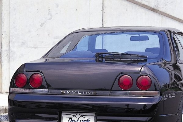 Do-Luck Nissan Skyline (ECR33) Trunk Cover