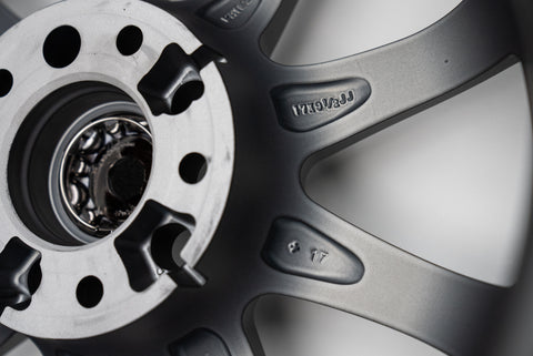 WORK Emotion XD9 17" 9.5J +17 (5x114.3)