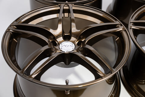 Yokohama AVS Model 5 17" 9J +22, 9J +35 (5x114.3)