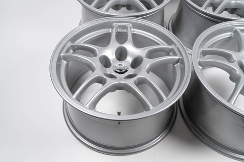 Nissan Skyline R33 GTR 17" 9J +30 (5x114.3)