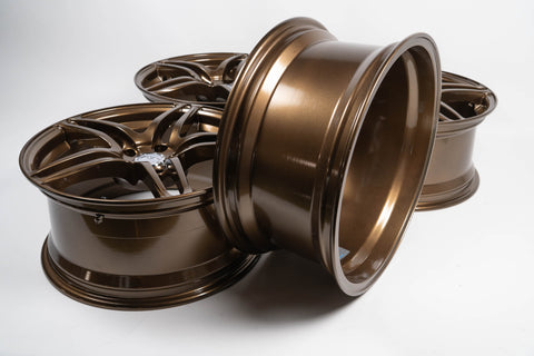 Yokohama AVS Model 5 17" 8J +45 (5x114.3)