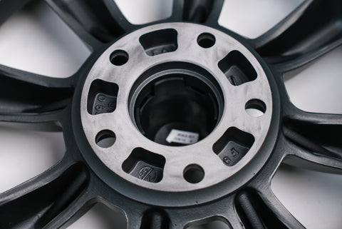 Watnabe F8 16" 8J +35 (5x114.3)