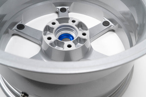 Yokohama AVS Model 6 17" 8J +35, 9J +35 (5x114.3)