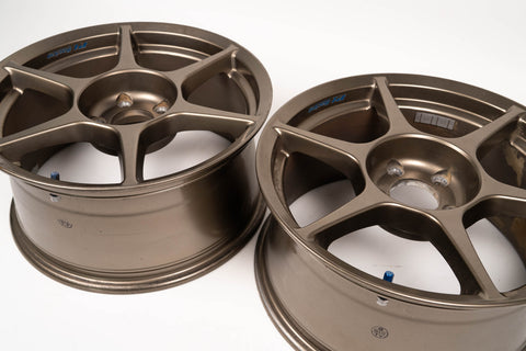 Buddy Club P1 17" 8J +32 (5x114.3) Pair