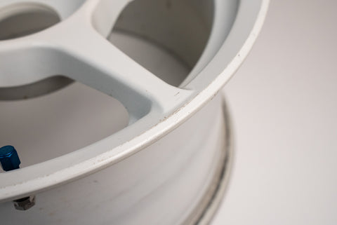 Buddy Club P1 16" 8.5J +37, 8.5J +27 (5x114.3)