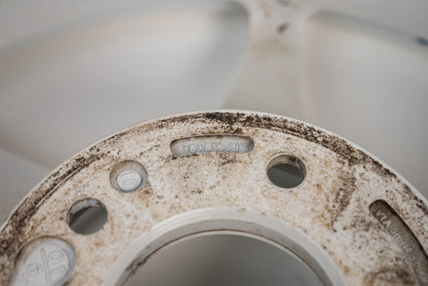 Buddy Club P1 16" 8.5J +37, 8.5J +27 (5x114.3)