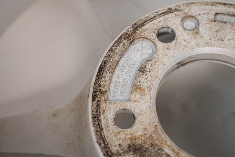 Buddy Club P1 16" 8.5J +37, 8.5J +27 (5x114.3)