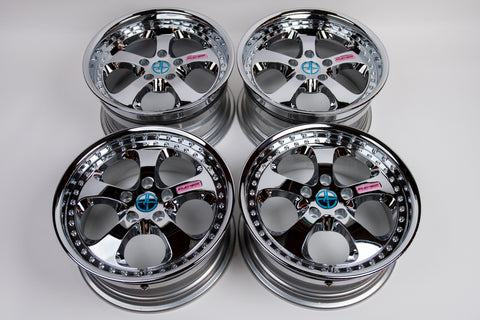 RE雨宮 AW-7 by Desmond 17" 9J +35, 8J +35 (5x114.3) *Triple Chrome*