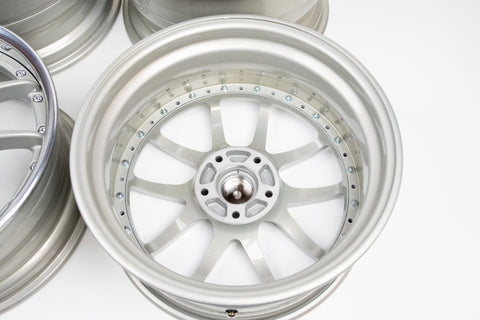 WORK VS-SS 17" 9J +32, 8J +47 (5x114.3)