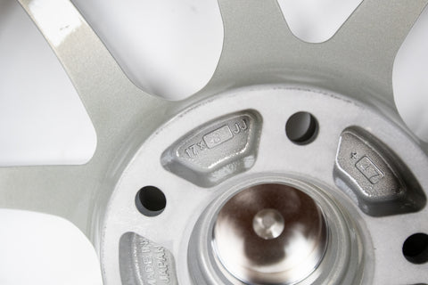 WORK VS-SS 17" 9J +32, 8J +47 (5x114.3)