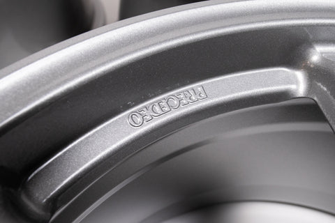 CST Precedeo Hyper 01 17" 8J +30 (5x114.3)