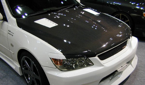 Elixir Toyota Altezza Gita (SXE10) Carbon Bonnet (with Duct)