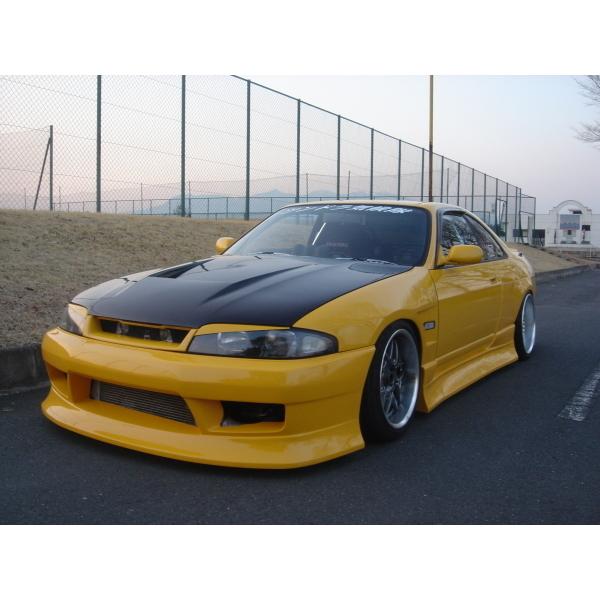 PS Duce Nissan Skyline R33 Side Steps (2 Door)