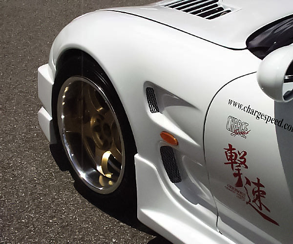 CHARGESPEED Mazda RX-7 (FD3S) D-1 Style Vented Front Fenders TYPE-1 (20mm Wider per Side Duct)