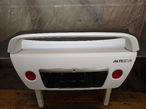 Toyota Altezza RS200 trunk + OEM Wing