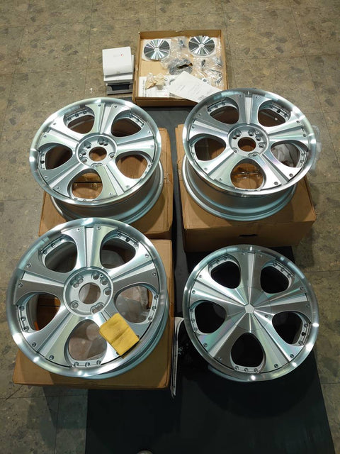 G-Corporation Velvet BLAZE (4 / 5x114.3) 18x7.5 +45