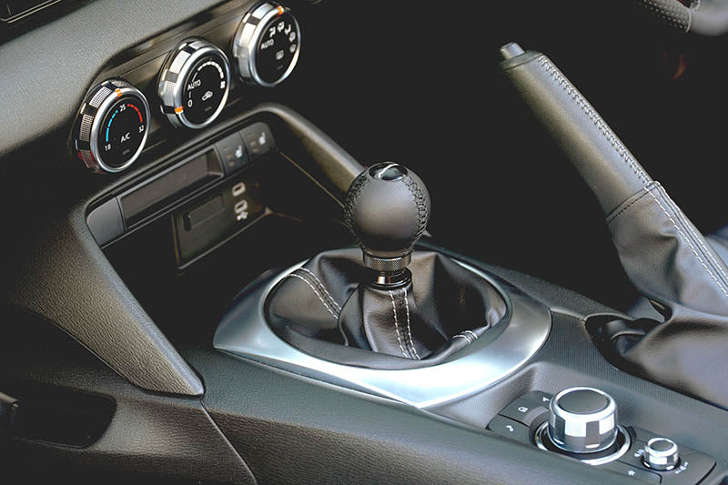 AutoExe Mazda RX-7 (FD3S / FC3S) Shift Knob (Manual)