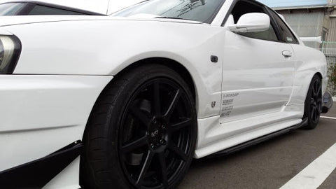 URAS Nissan Skyline R34 (ER34) Type R Front and Rear Fender Set (2 Door)
