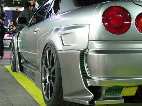 URAS Nissan Skyline R34 (ER34) Type GT 12-Piece Fender Kit (2 Door)