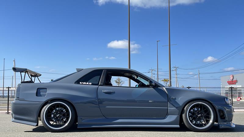 URAS Nissan Skyline R34 (ER34) Super Wide Body Kit (2 Door)