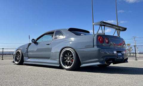 URAS Nissan Skyline R34 (ER34) Super Wide Body Kit (2 Door)
