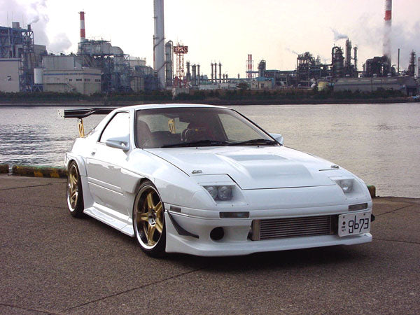 R Magic Mazda RX-7 (FC3S) Round Quad Headlight Fixed Full Cowl Kit Replacement Cowl