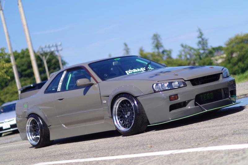 URAS Nissan Skyline R34 (ER34) Type Q Front Bumper