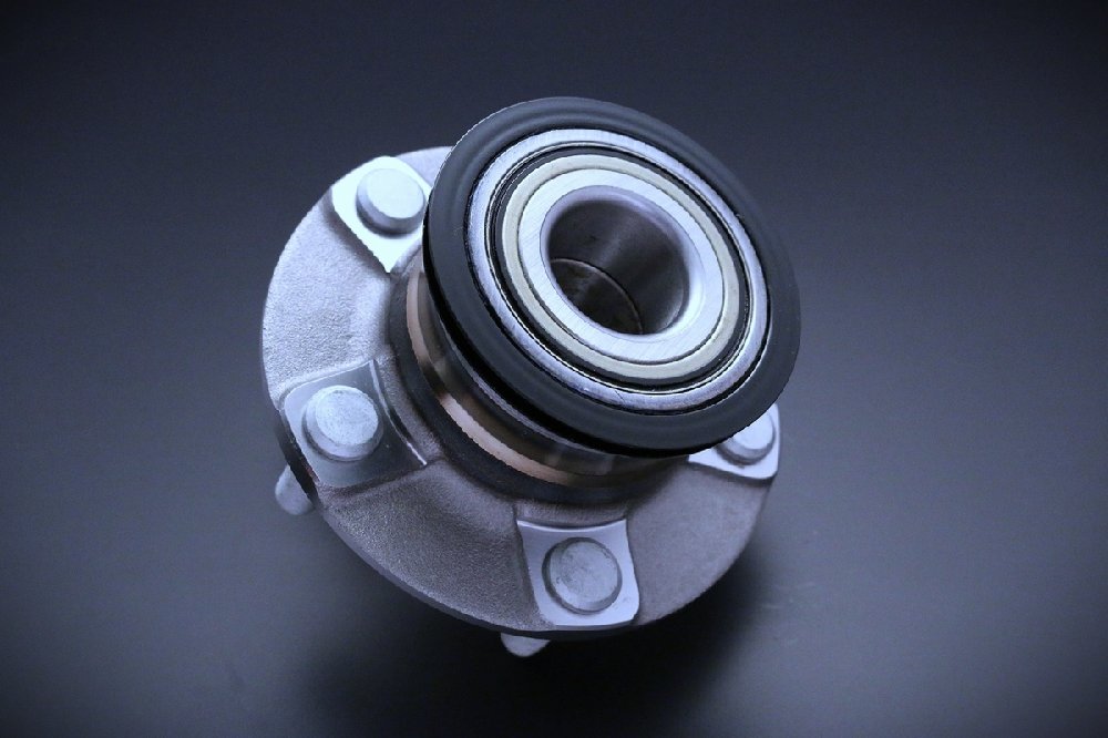 D-Max Nissan Silvia S14 / S15 and Laurel C34 / C35 D1 Spec Front Hub Units