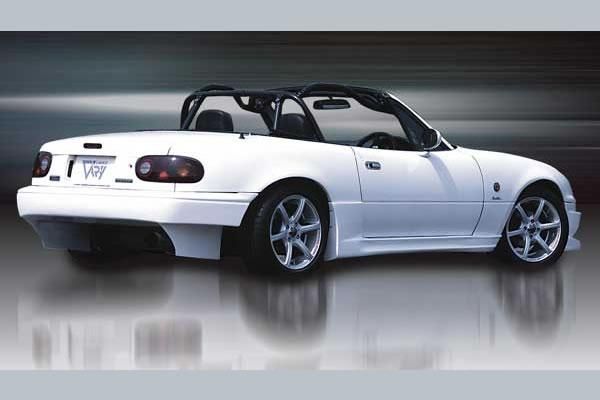 Garage Vary Mazda Roadster (NA6 / NA8) T-N Rear Bumper (FRP)