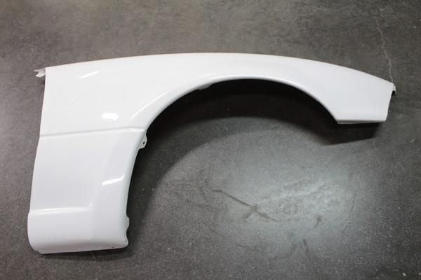 Garage Vary Mazda Roadster (NA6 / NA8) OEM Shape Front Fenders (FRP)