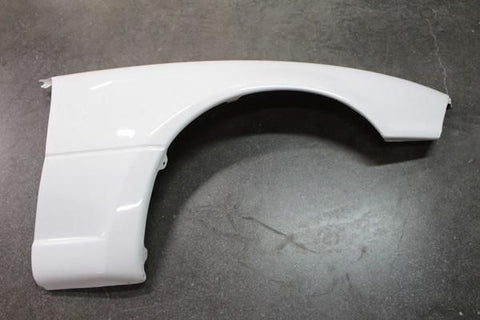 Garage Vary Mazda Roadster (NA6 / NA8) OEM Shape Front Fenders (FRP)