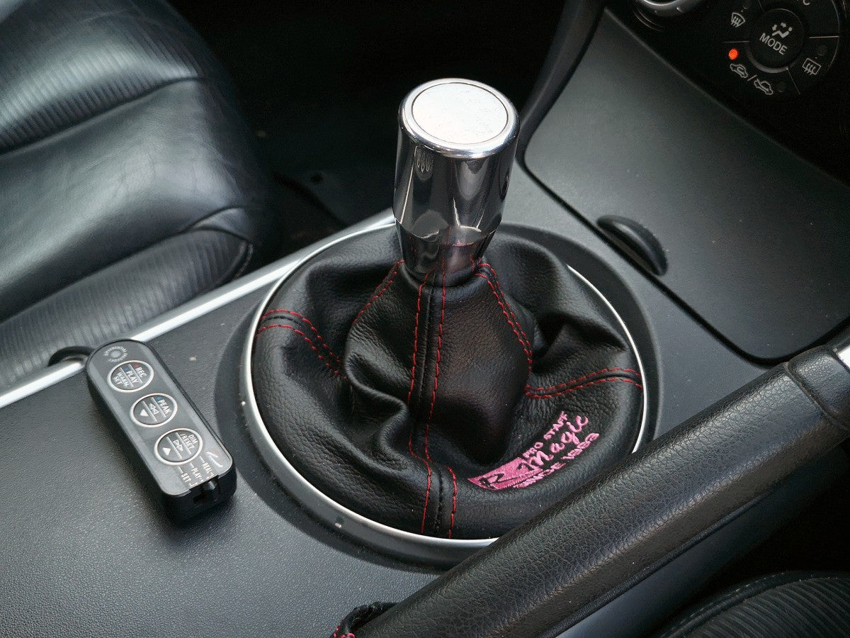 R Magic Mazda RX-8 (SE3P) Leather Shift Boot and Side Boot with Logo Embroidery (Shift and Side Boot Set Black Leather/Pink Stitch)