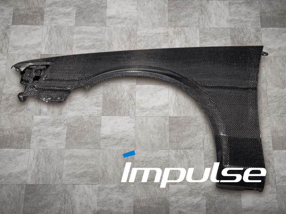 IMPULSE Toyota Corolla Levin / Trueno (AE86) Dry Carbon Front Fender (One Side)