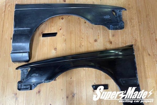 SuperMade Nissan Laurel (C33) Factory Shape Front Fenders