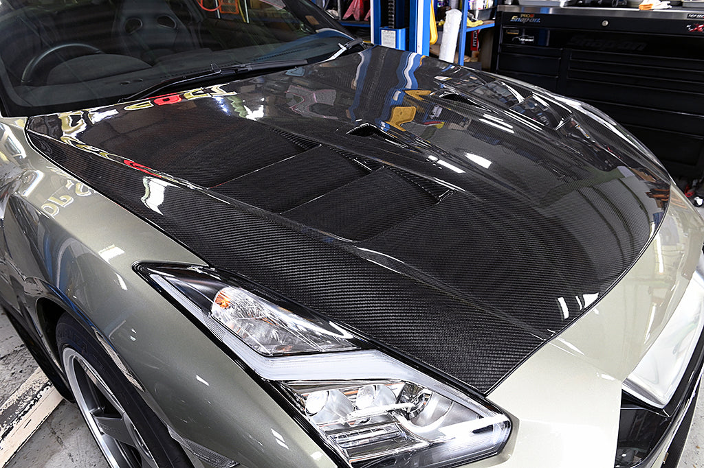 Top Secret R35 M17 Dry Carbon Aero Bonnet