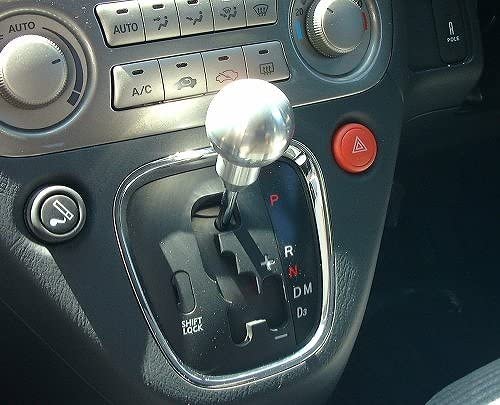 ZOOM ENGINEERING Gated Automatic Shift Knob M8 x 1.25
