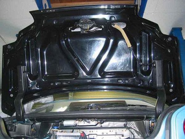 Do-Luck Nissan Skyline GT-R (BNR34) Aero Trunk