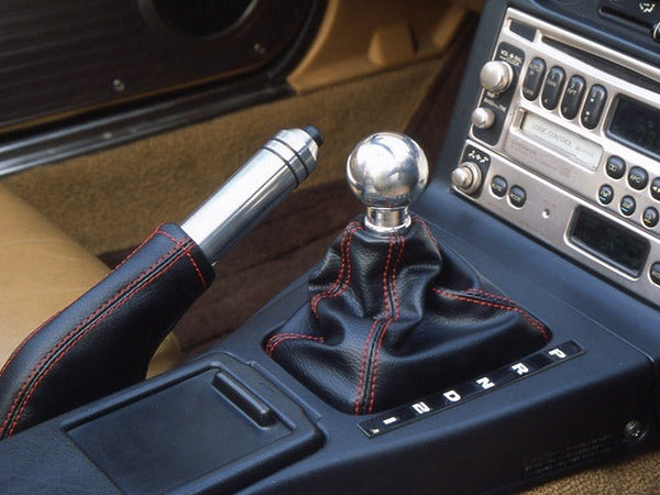 ZOOM ENGINEERING Mazda Roadster (NA / NB) Eunos Mazda NA / NB Roadster Automatic Shift Knob with Synthetic Leather Boot and Switch