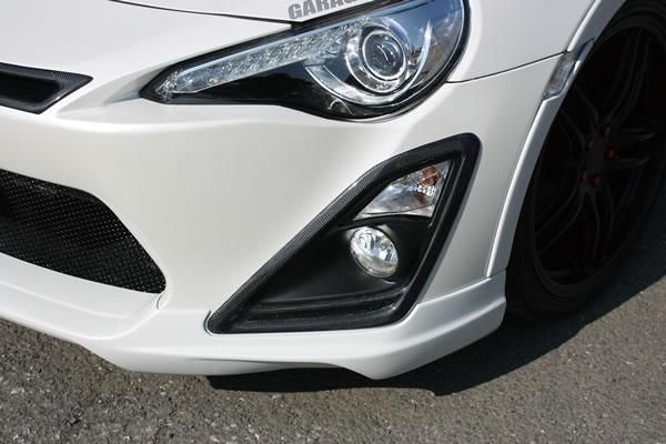 Garage Vary Toyota 86 / Subaru BRZ (ZN6 / ZC6) 86 Zenki License Plate Relocation Panel (Carbon)