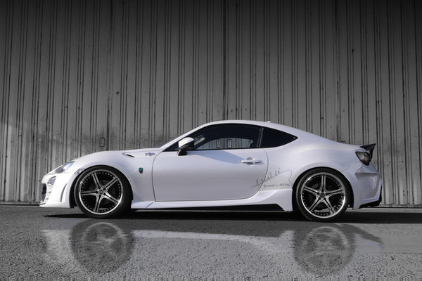 Abflug 86 ZN6 (All Years) Side Skirts (Spiral 86)